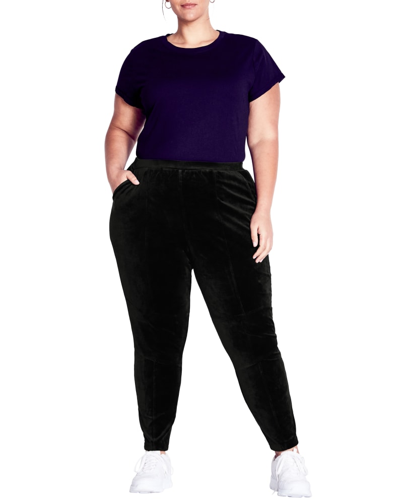 Front of a model wearing a size 16 PANT VELOUR PANEL in Black by Zim & Zoe. | dia_product_style_image_id:300253